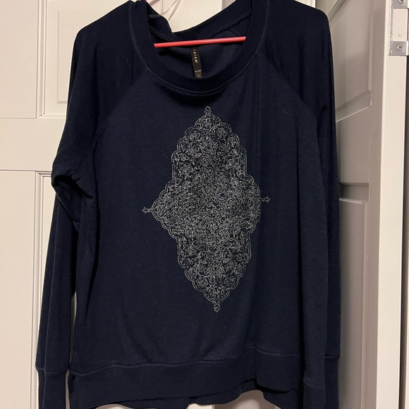 Gaiam Sweatshirt